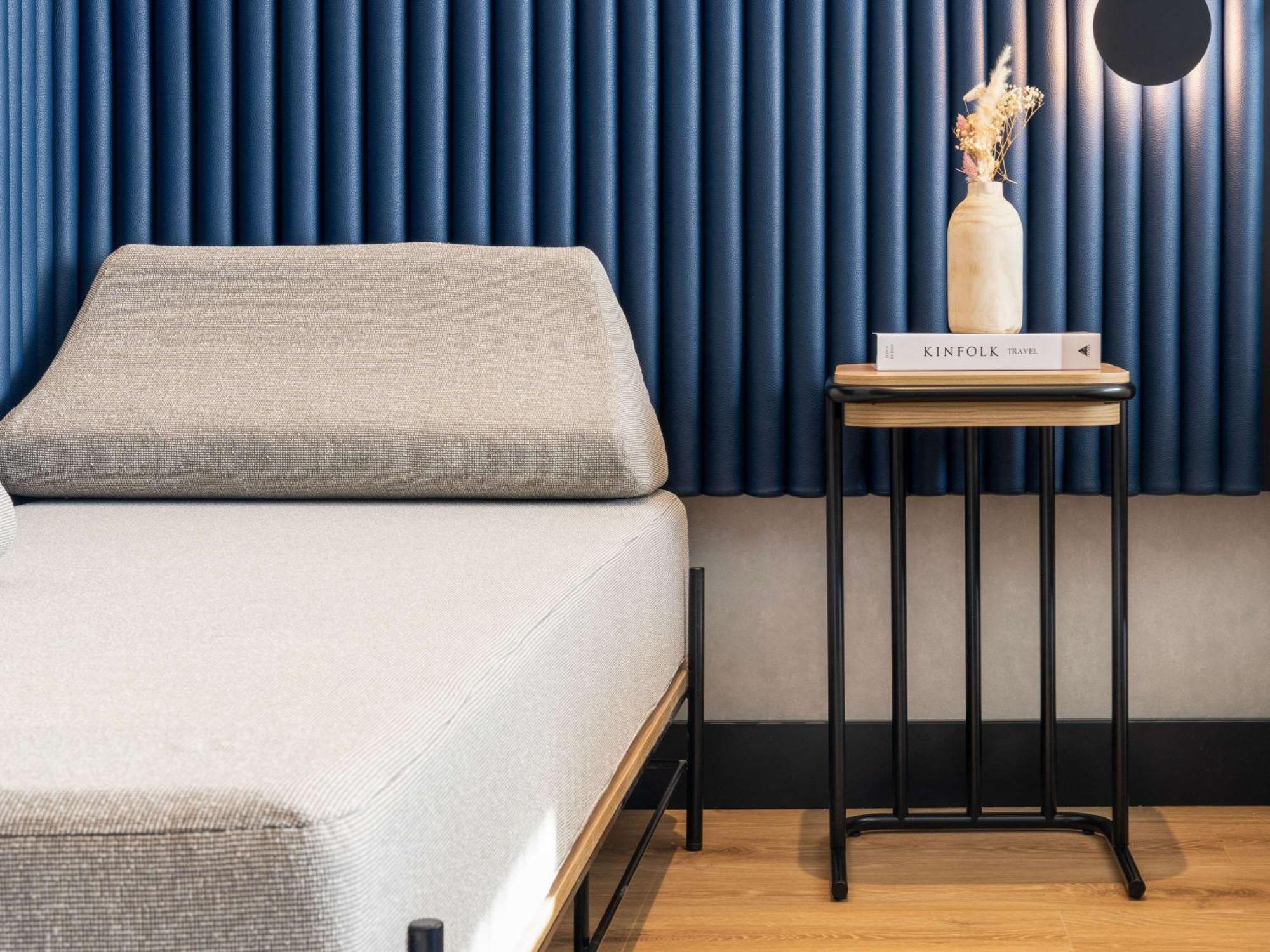 Отель Pullman Madrid Airport & Feria Экстерьер фото